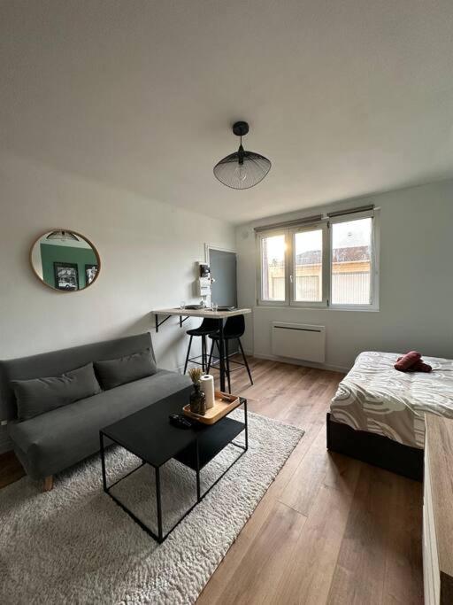 Appartement Proche Paris Et Metro - Parking Prive Мезонз-Альфор Екстер'єр фото
